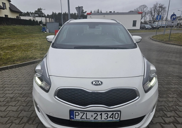 Kia Carens cena 36400 przebieg: 139000, rok produkcji 2015 z Poznań małe 67